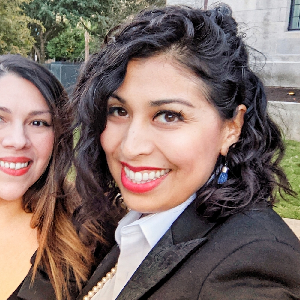 Meet your Posher, Evita